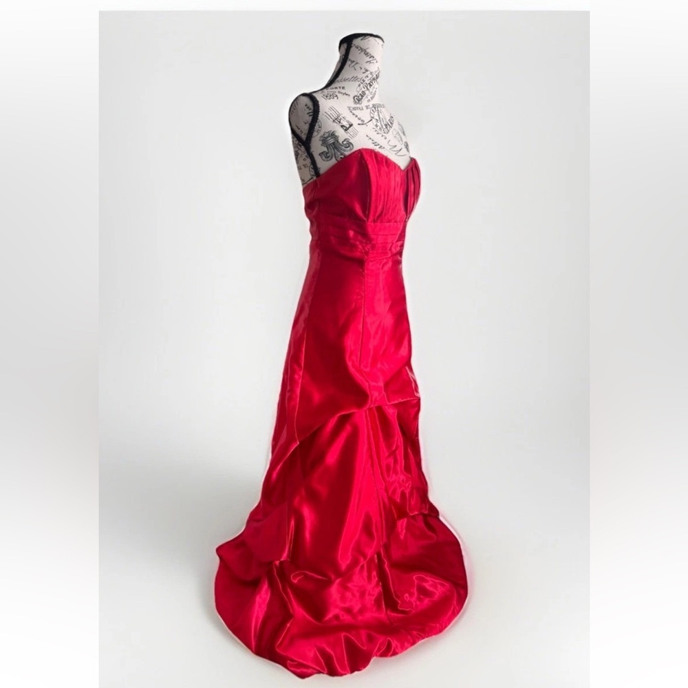 Y2K Vintage Jessica McClintock Red Maxi Gown Romantic Strapless Prom Gown Dress